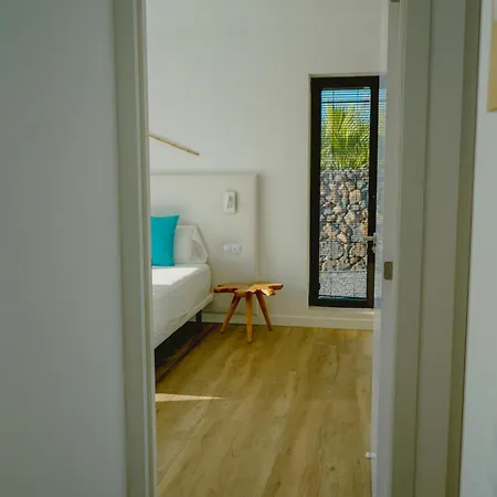 Relajares Willa Lajares