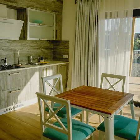 Relajares Willa Lajares